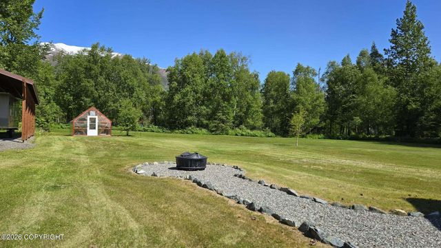 5853 E Edgerton Parks Road, Palmer, AK 99645