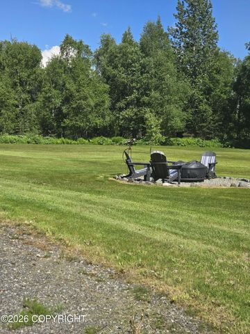 5853 E Edgerton Parks Road, Palmer, AK 99645