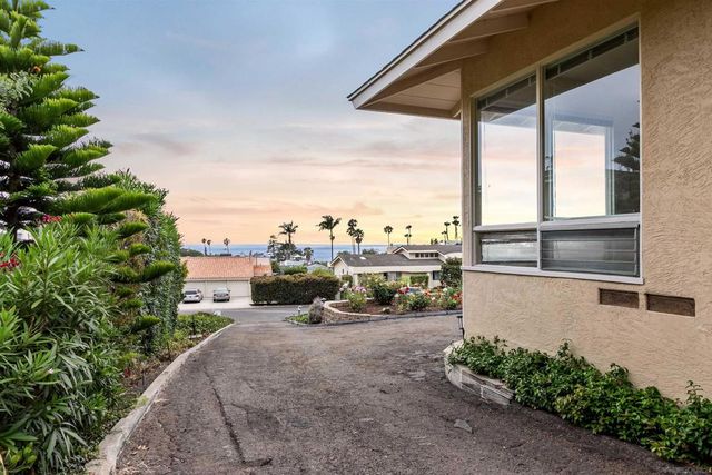 8511 Avenida De Las Ondas, La Jolla, CA 92037