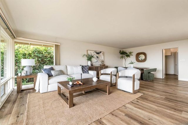 8511 Avenida De Las Ondas, La Jolla, CA 92037