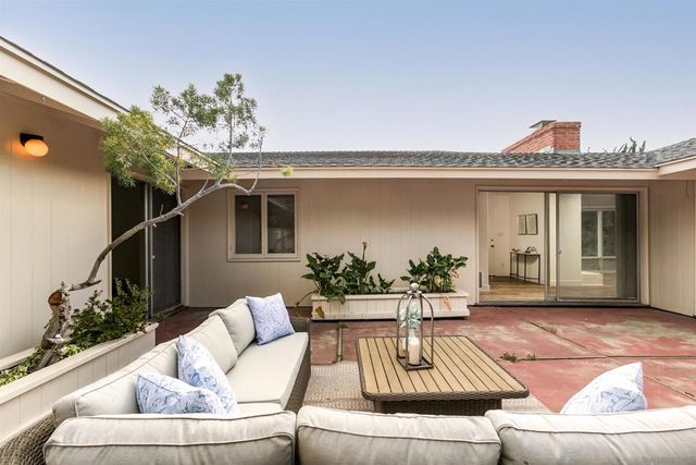 8511 Avenida De Las Ondas, La Jolla, CA 92037