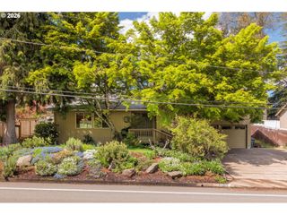 2090 HAWKINS Ln, Eugene, OR 97405