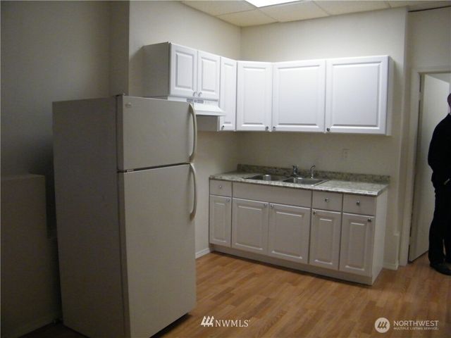 9445 S Park Avenue, Tacoma, WA 98444