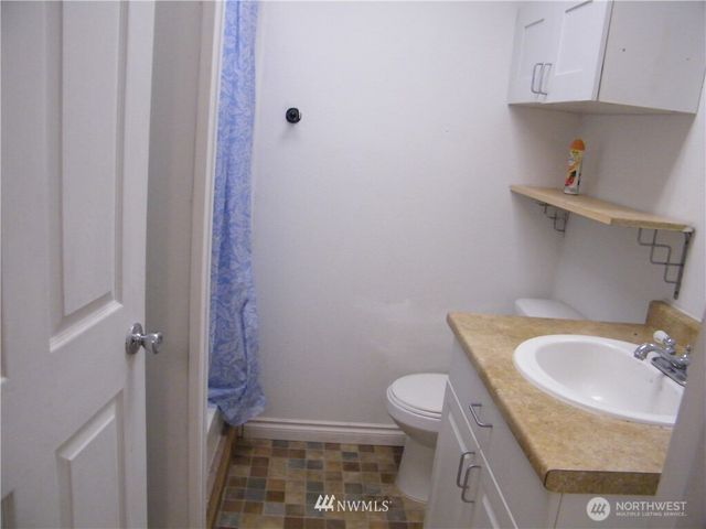 9445 S Park Avenue, Tacoma, WA 98444