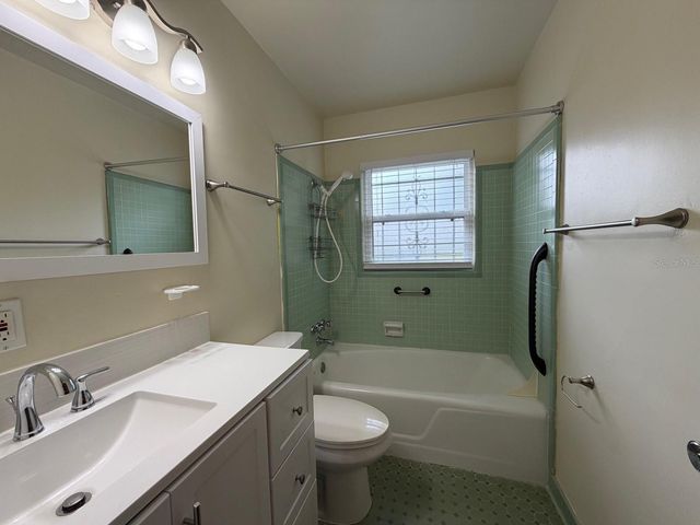901 NE 23RD STREET, Gainesville, FL 32641