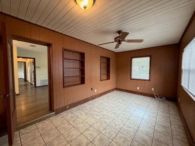 901 NE 23RD STREET, Gainesville, FL 32641