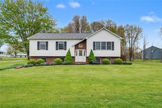 101 Kelly Blvd, Slippery Rock Boro, PA 16057