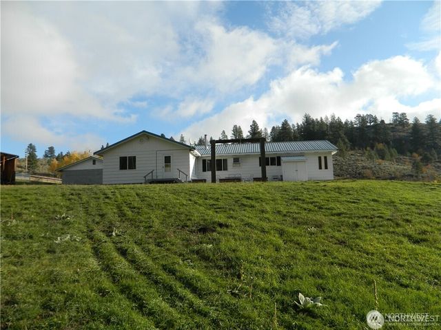 285 N Lemanasky Rd Road, Tonasket, WA 98855