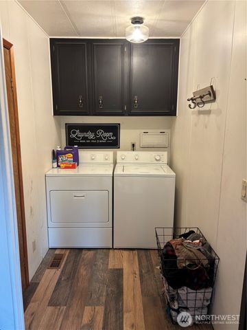 285 N Lemanasky Rd Road, Tonasket, WA 98855