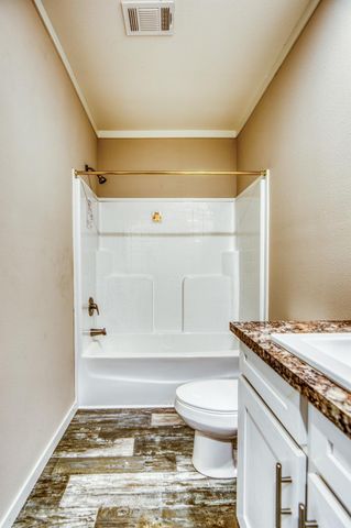 3575 County Road 271, Moulton, TX 77975