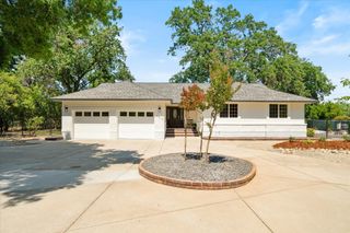 2949 Felstet Lane, Redding, CA 96001