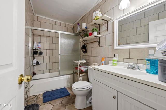 7032 San Vincente Street, Paramount, CA 90723