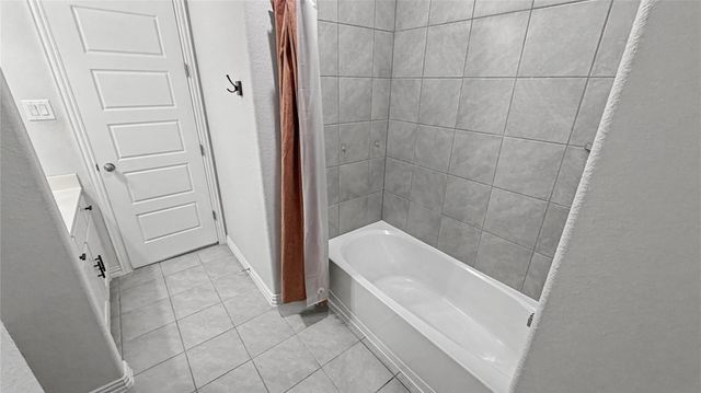 16617 Hidden Cove Drive, Celina, TX 75009