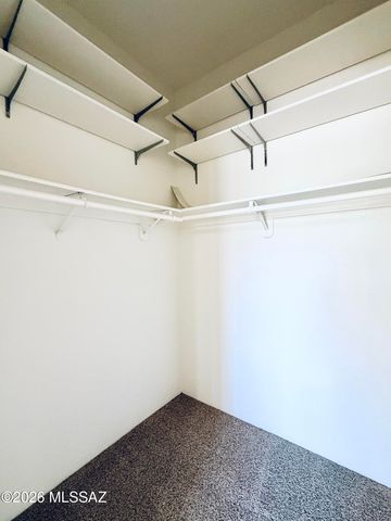7664 E 22nd St Apt 20, Tucson, AZ 85710