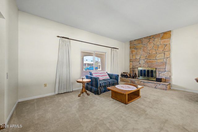 9952 W WILLOW Point, Sun City, AZ 85351