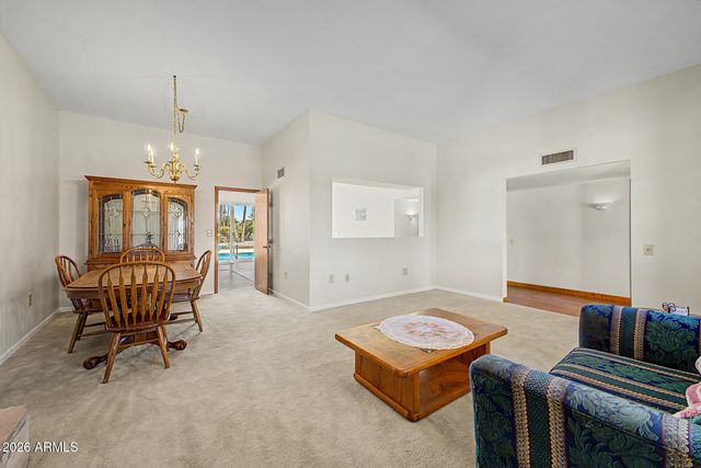 9952 W WILLOW Point, Sun City, AZ 85351