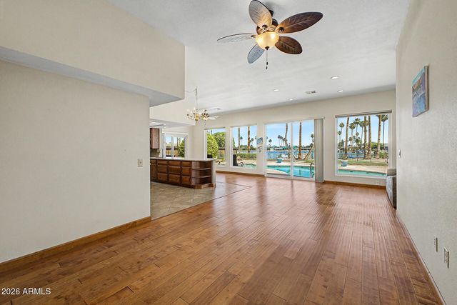9952 W WILLOW Point, Sun City, AZ 85351