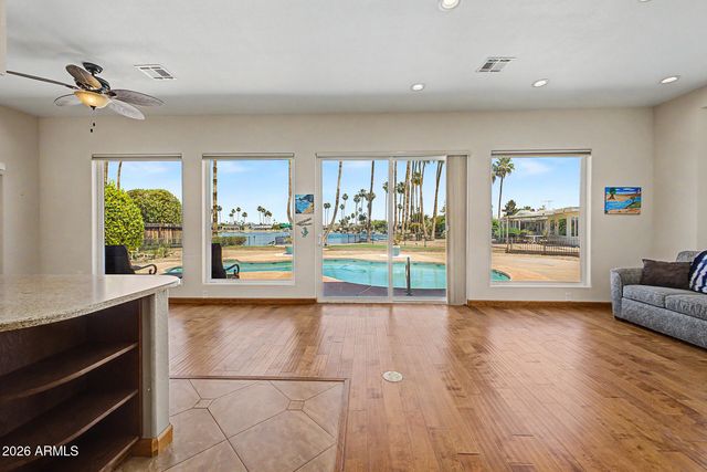 9952 W WILLOW Point, Sun City, AZ 85351