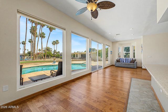 9952 W WILLOW Point, Sun City, AZ 85351