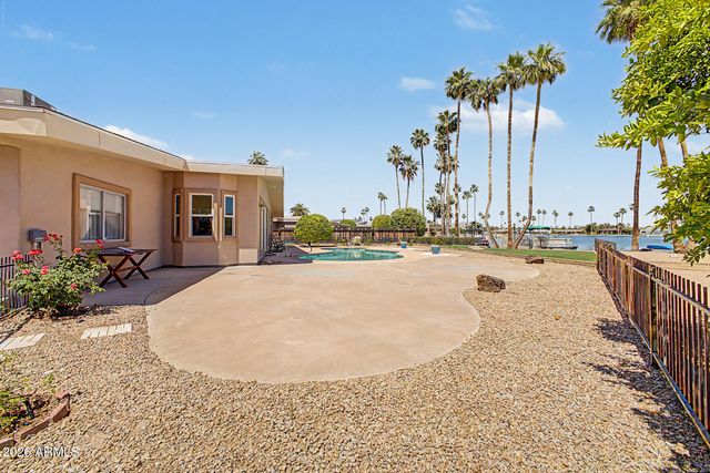 9952 W WILLOW Point, Sun City, AZ 85351