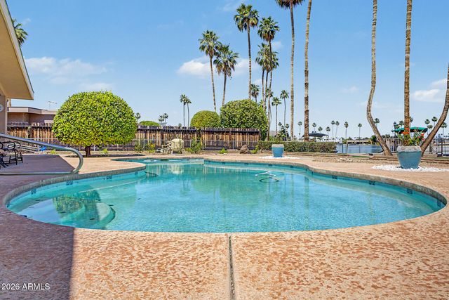9952 W WILLOW Point, Sun City, AZ 85351