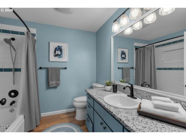 3890 Nw 25TH St, Redmond, OR 97756