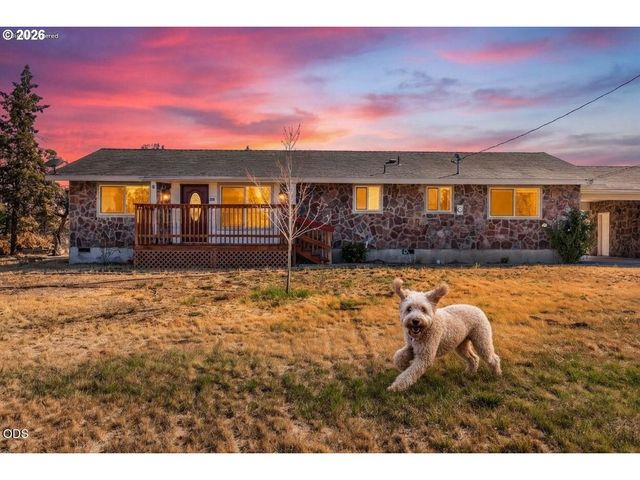 3890 Nw 25TH St, Redmond, OR 97756