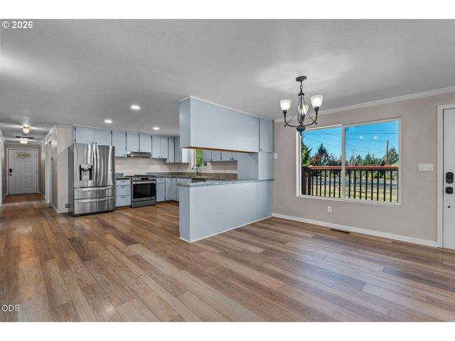 3890 Nw 25TH St, Redmond, OR 97756