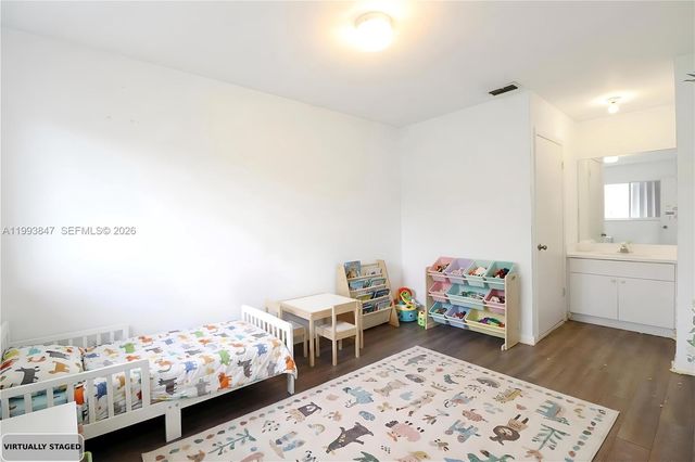 1079 SE 12th Ter, Homestead, FL 33035