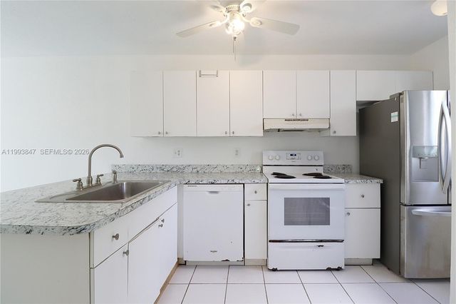 1079 SE 12th Ter, Homestead, FL 33035