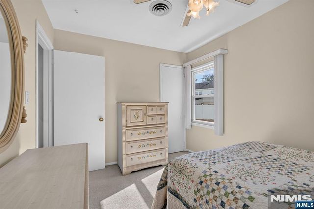 38 Nomahegan Court, Cranford, NJ 07016