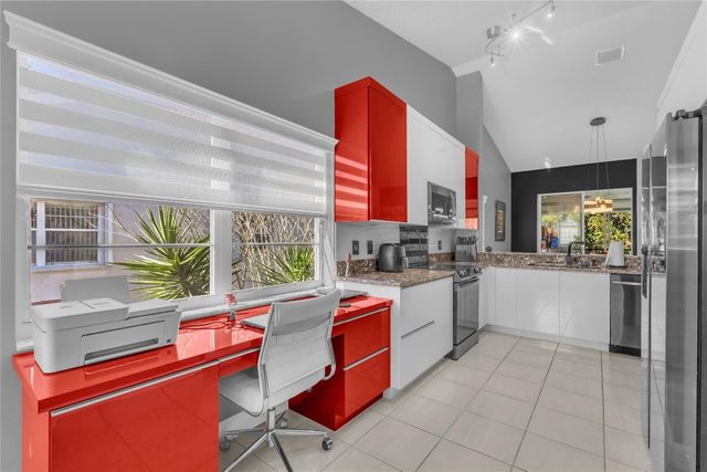 7685 Springwater Place 201, Boynton Beach, FL 33437