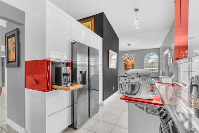 7685 Springwater Place 201, Boynton Beach, FL 33437