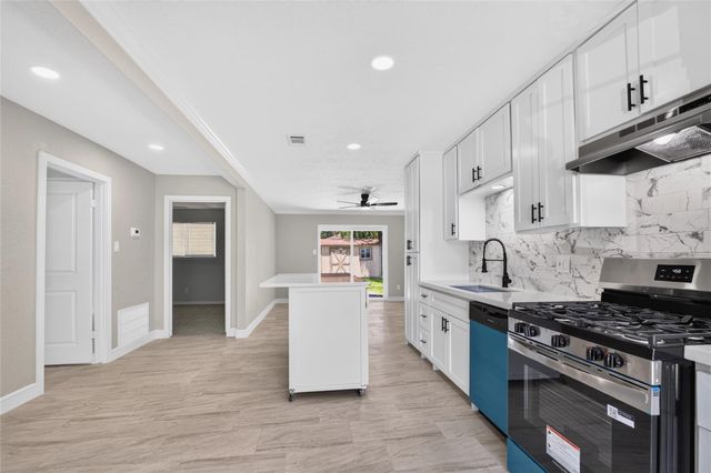 2026 Bunzel Street, Houston, TX 77088