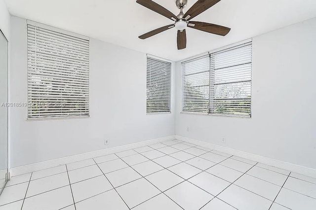 1931 Sabal Palm Drive 301, Davie, FL 33324