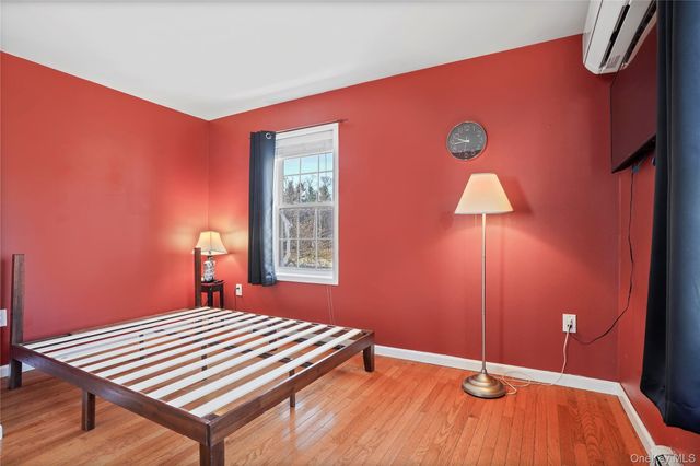 102 Clinton Street, White Plains, NY 10603