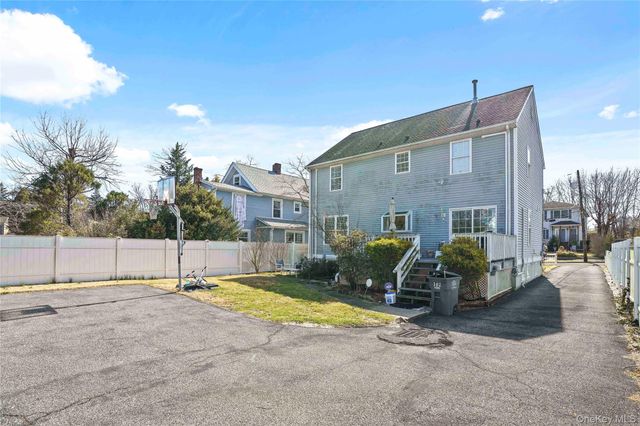 102 Clinton Street, White Plains, NY 10603