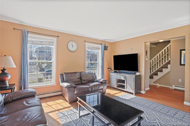 102 Clinton Street, White Plains, NY 10603