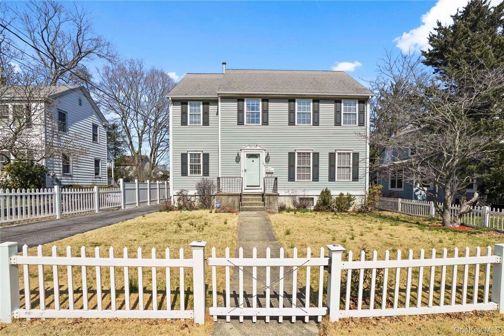 102 Clinton Street, White Plains, NY 10603