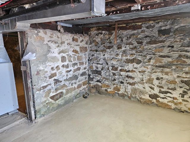 308 Academy Street, Elroy, WI 53929