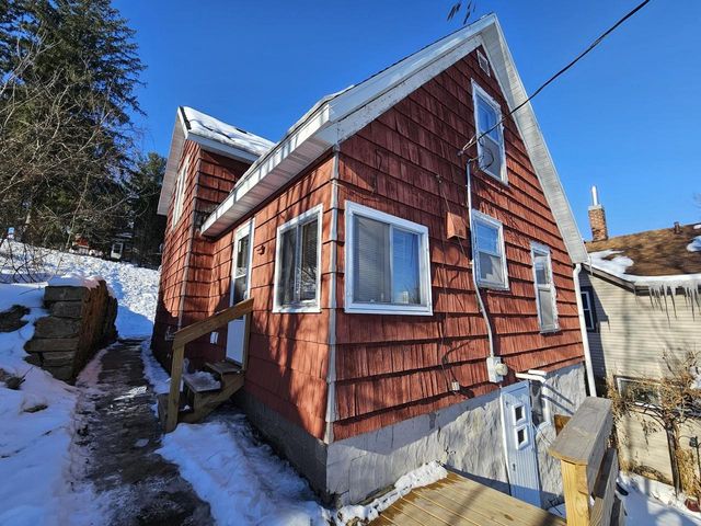 308 Academy Street, Elroy, WI 53929