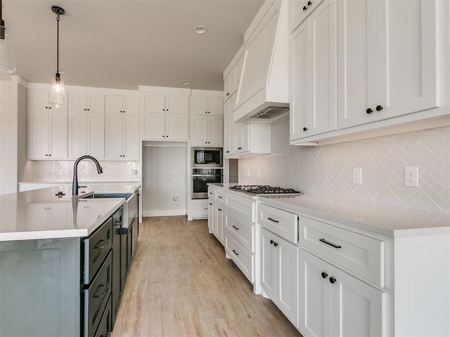 4253 Hawthorne Street, Piedmont, OK 73078