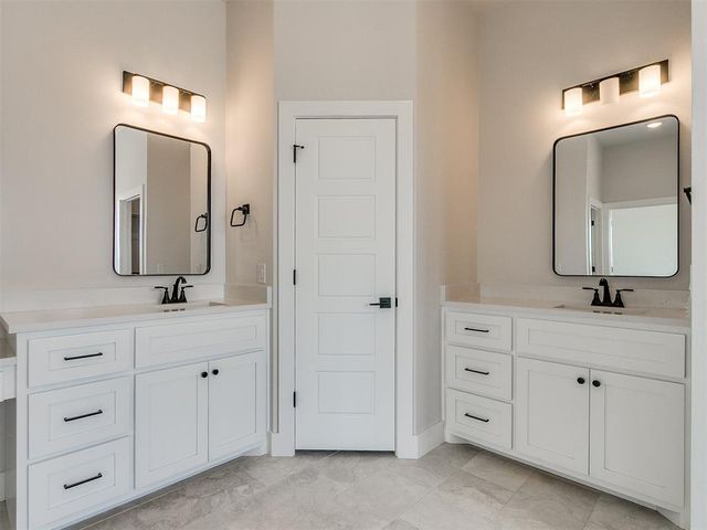 4253 Hawthorne Street, Piedmont, OK 73078