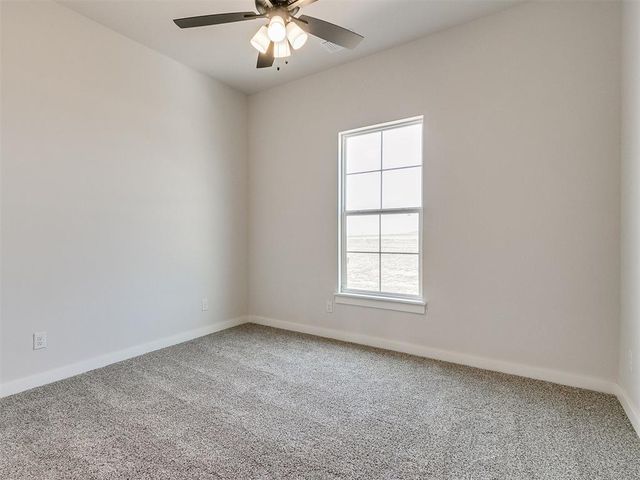 4253 Hawthorne Street, Piedmont, OK 73078