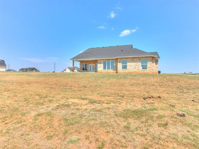 4253 Hawthorne Street, Piedmont, OK 73078