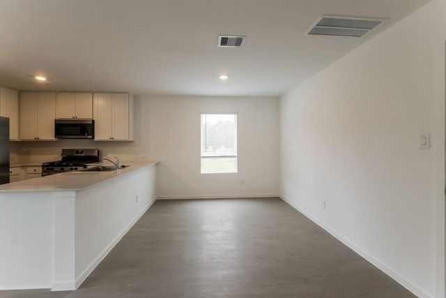 2084 Cedar Way Drive, Conroe, TX 77301