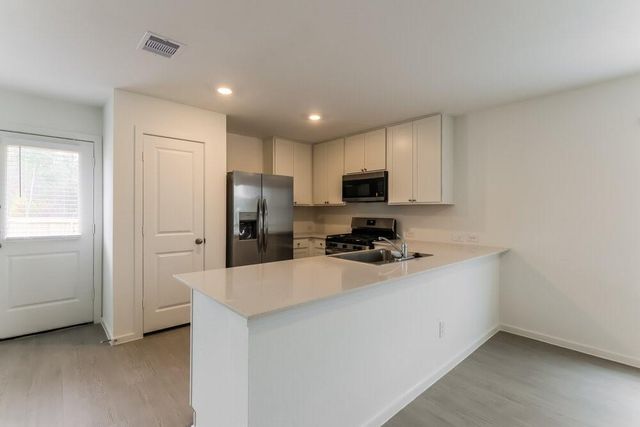 2084 Cedar Way Drive, Conroe, TX 77301