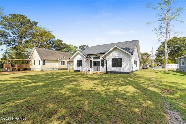 1169 Pine Bur Circle, Sunset Beach, NC 28468
