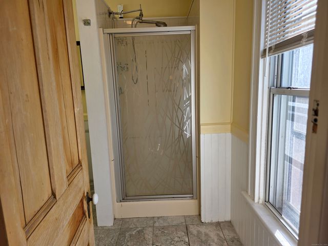 16 Tilley Street 2, New London, CT 06320