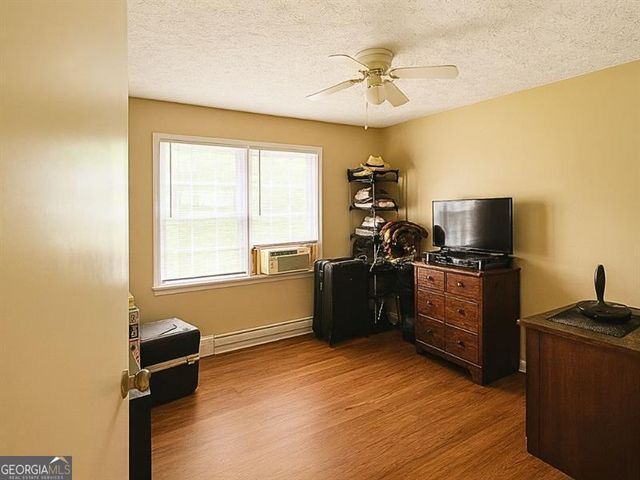 2587 PEYTON WOODS Trail, Atlanta, GA 30311